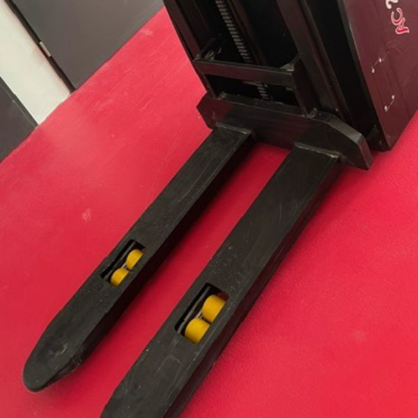 Vysokozdvižný vozík CDD2025J-LI 240711