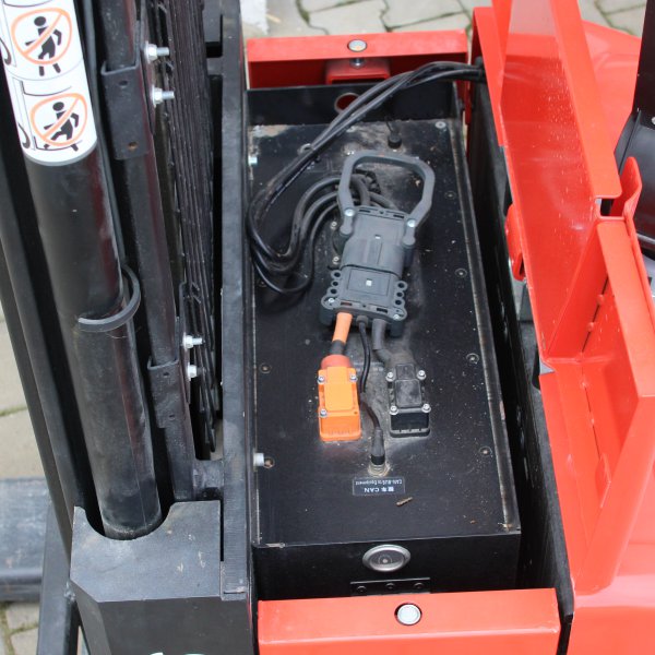 bazárový vysokozdvižný vozík elektrický HELI CDD155EP-LI batéria