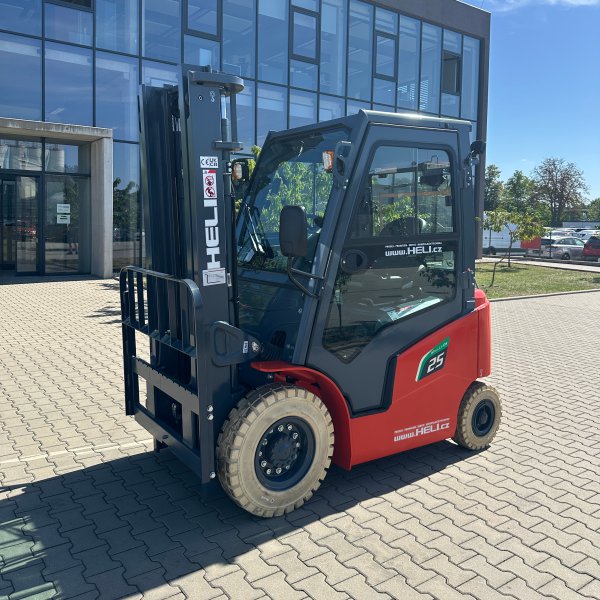 Elektrický štvorkolesový vozík HELI radu G2 s LI-ION batériou, nosnosť 2,5 t S10
