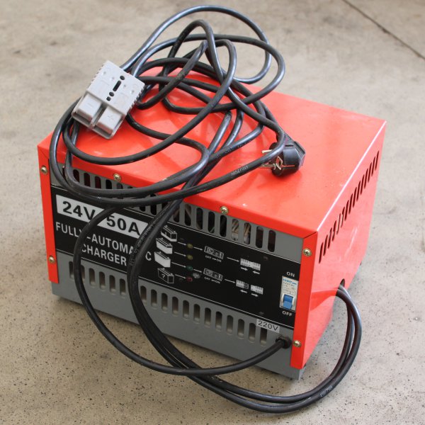 bazárový vysokozdvižný vozík HELI CDD1436EP 260217